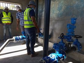 Leia mais sobre o artigo Fogo: Visita de acompanhamento das obras de “Optimização da Rede de Abastecimento de Água” na Zona Sul